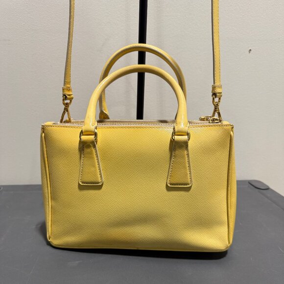 Prada Saffiano Small Gallria Double Zip Yellow Tote Bag - Picture 2 of 8